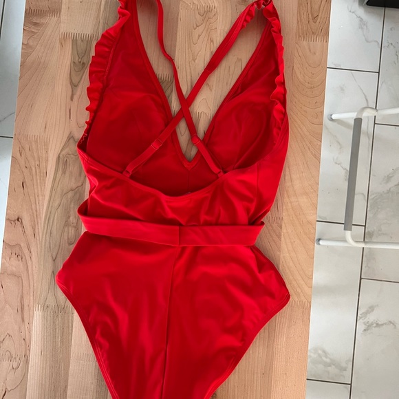 Skinny Dippers Jelly Beans Cinched Waist One-Piece Swimsuit. Red, size medium - Picture 14 of 14
